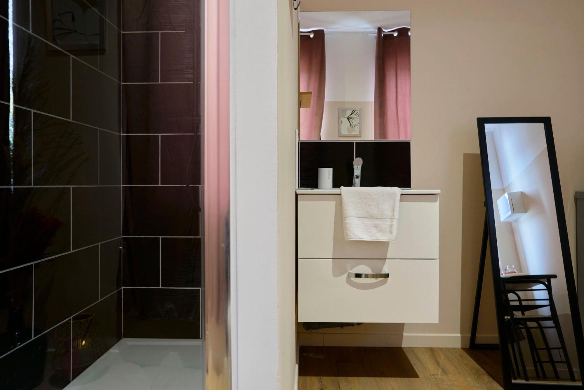 Ng Prestige - Lille L Trichon - Netflix - Wifi Apartment *